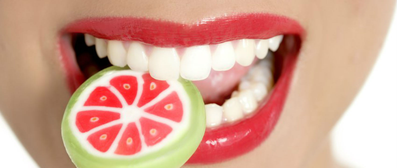 Alimentos que dañan los dientes